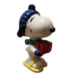 Snoopy - Carrying Christmas‎ Gift Figurine - 2 1/2" Vintage